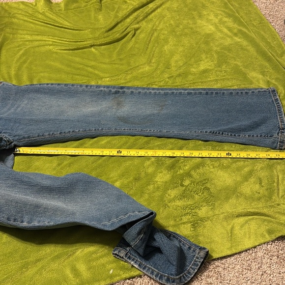 Well Loved Vintage Levi Low Flare Jeans Sz 16 - Picture 11 of 11